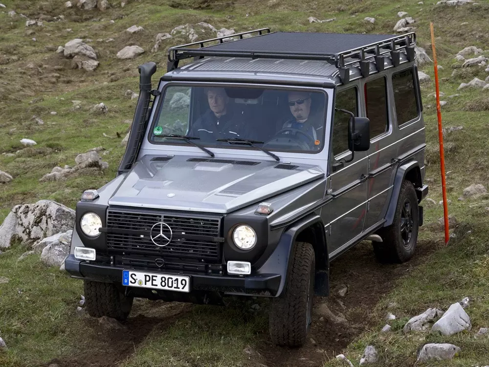 Mercedes G 300 repair manual