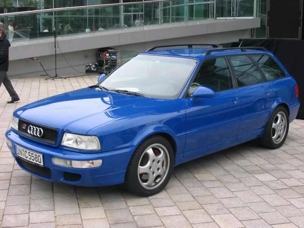 Audi RS2 repair manual