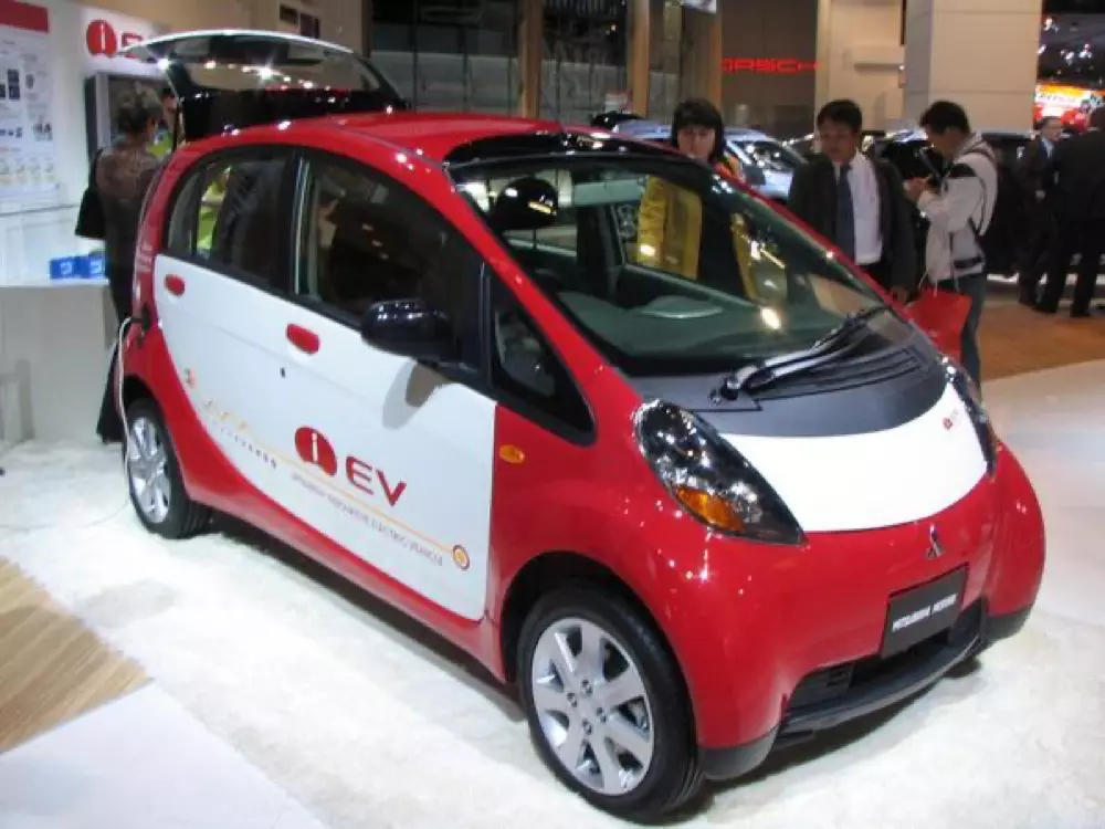 Mitsubishi Electric Vehicle (i-MiEV) repair manual